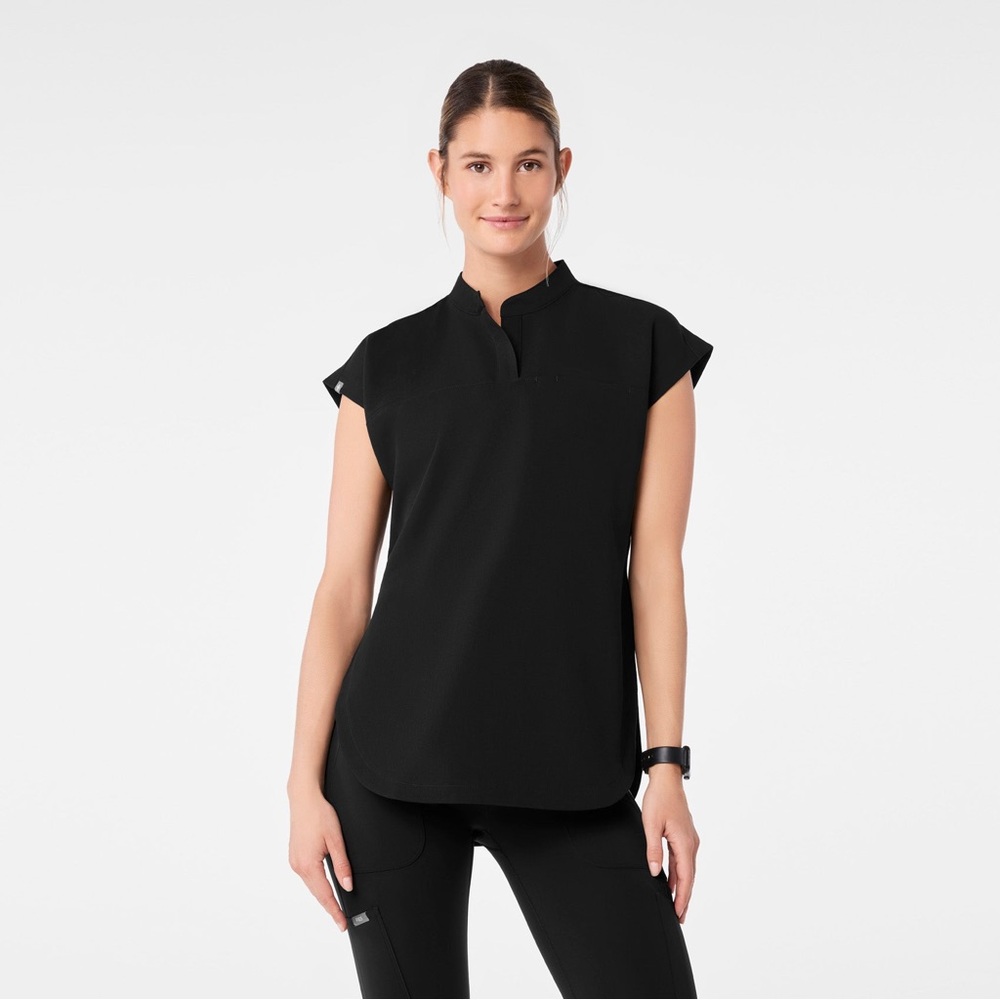 FIGS Women's Rafaela Three Pocket Black Top Mandarin Collar Drop Shoulder Small